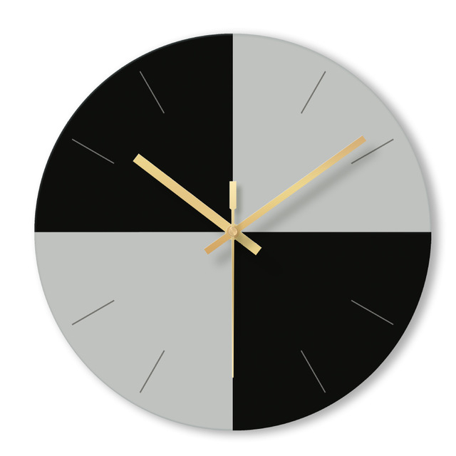 Round Wall Clock with Silent Mechanism and Glass Face