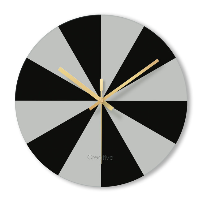 Round Wall Clock with Silent Mechanism and Glass Face
